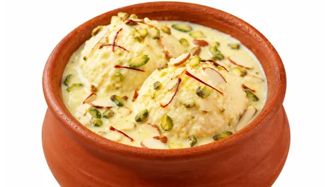 Matka Kulfi-Rajbhog(Kesar)(BOGO) - Bombay Grill Milton